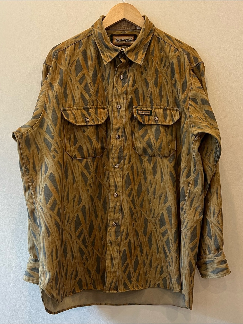 Vintage Remington Reed Style Camouflage Button-Down Shirt XL Made in the USA EUC